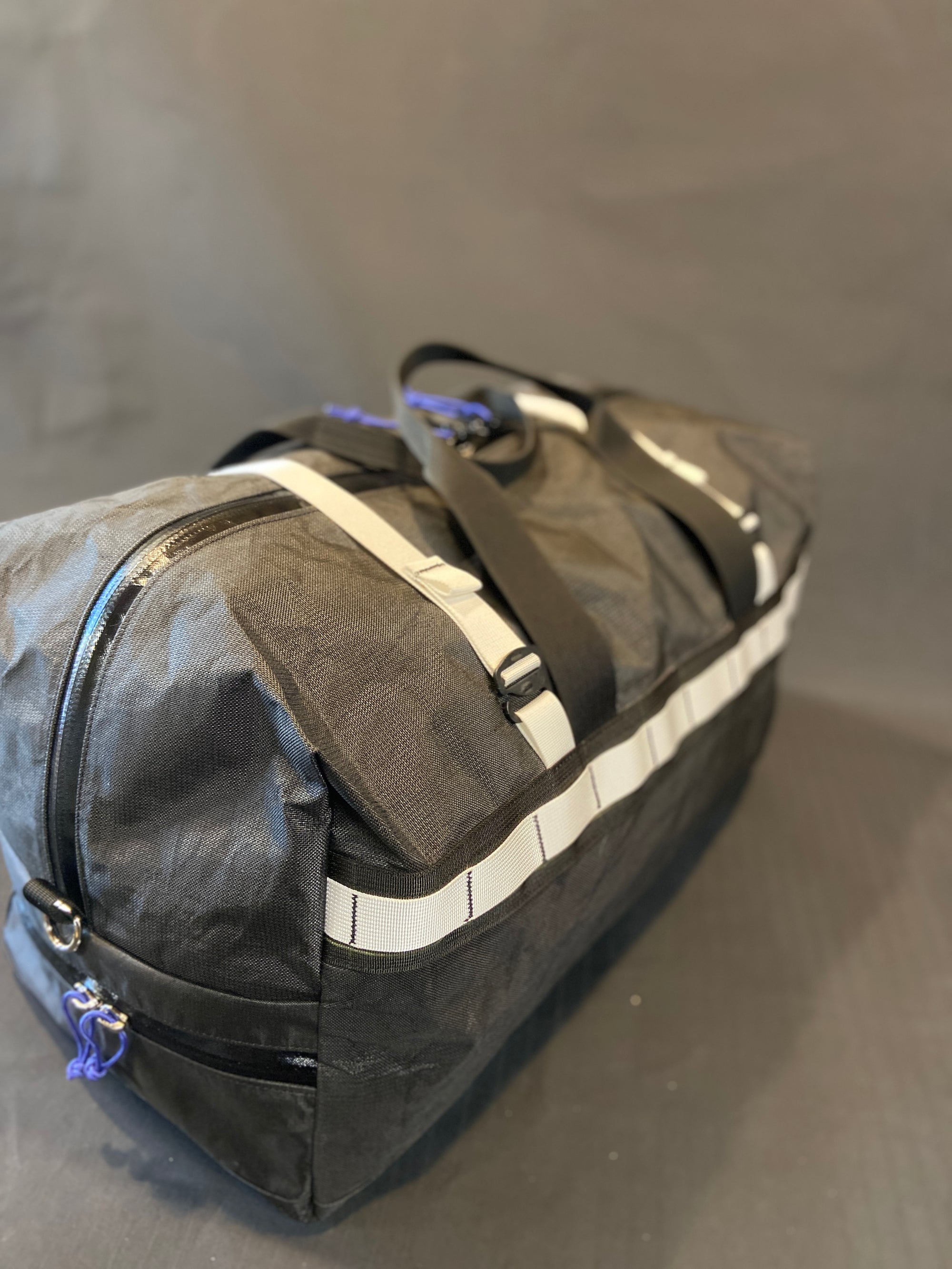 ネット販売好調 ULA Equipment / Duffle Bags - 45L Blue 登山用品 www