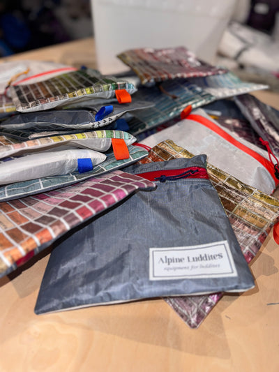 Dyneema Pantone zip bags