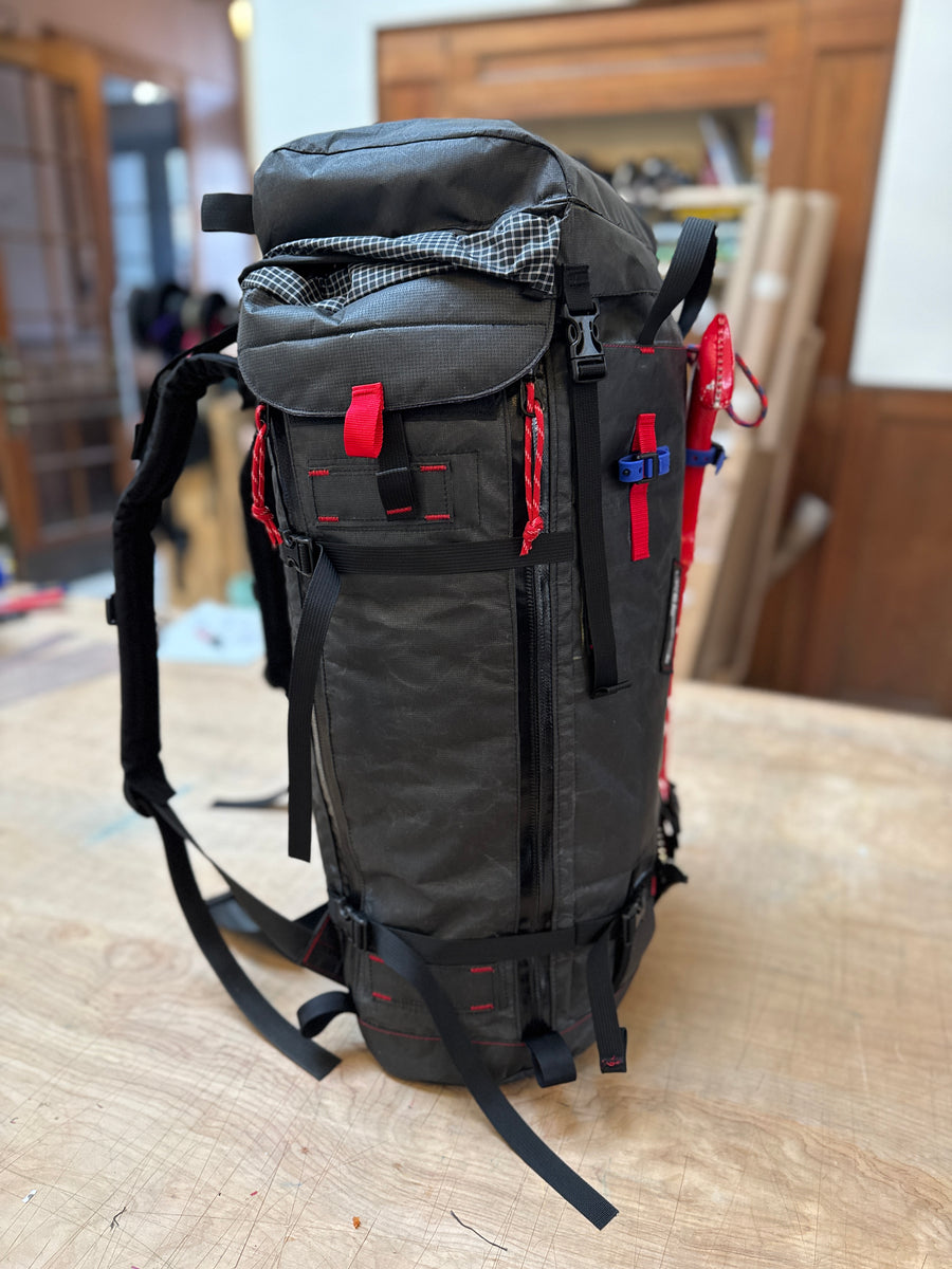 Alpine Dump ski mountaineering pack