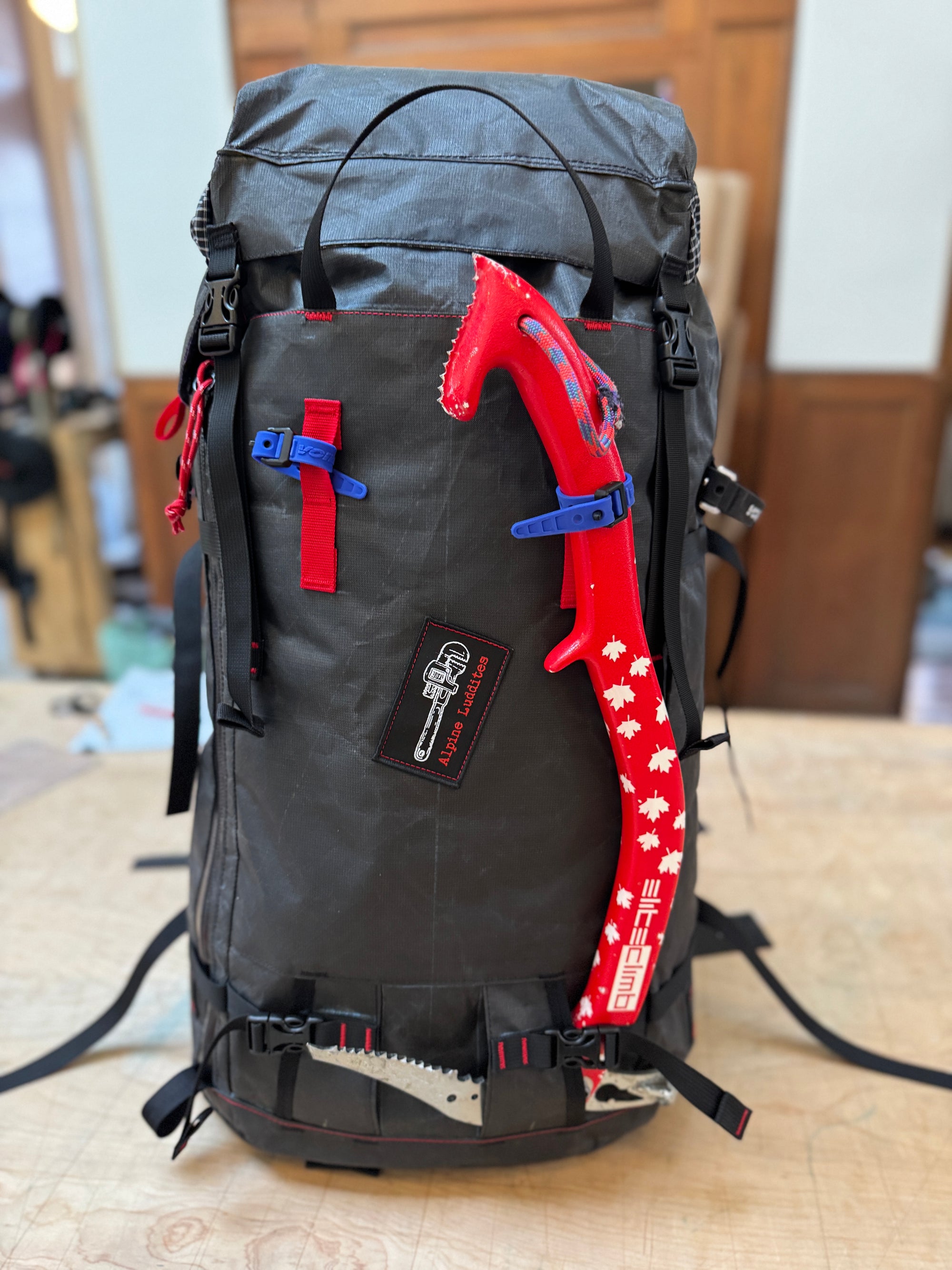 Alpine Dump ski mountaineering pack