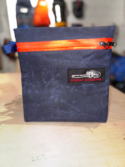 waxed canvas zip bags