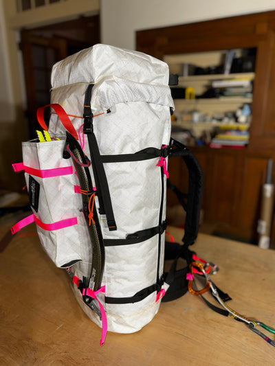 Alpine Machine 30- 50 Liter Pack